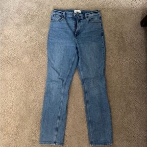 Abercrombie & Fitch Women's Light Blue Straight-Leg Jeans